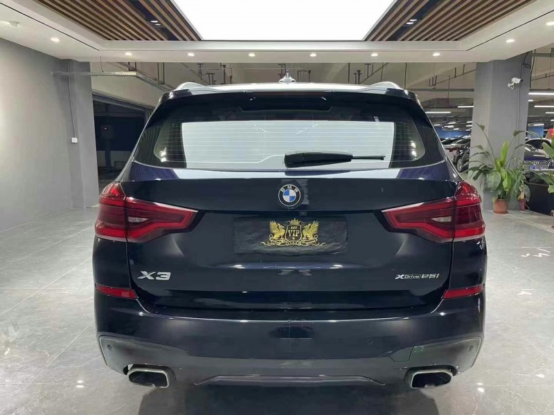 成都19年宝马X37