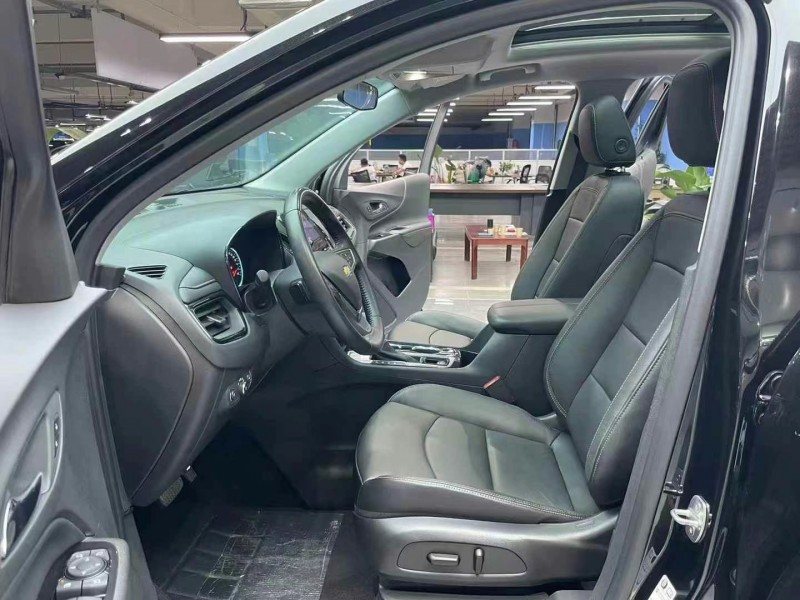 成都22年雪佛兰探界者3