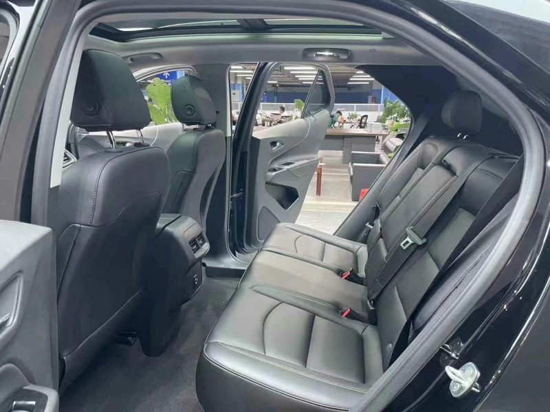 成都22年雪佛兰探界者4