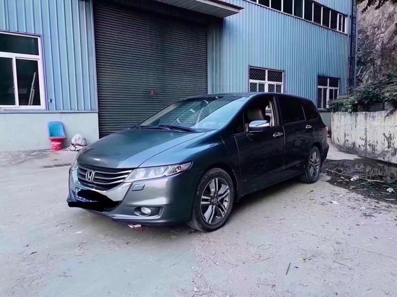 青岛11年本田奥德赛2