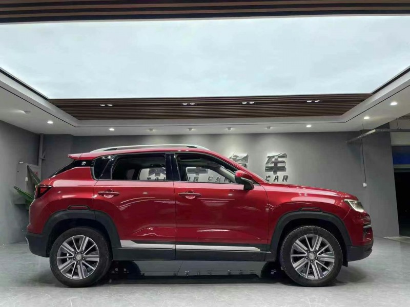 成都19年长安汽车CS356