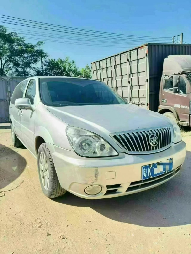 广州12年别克GL82