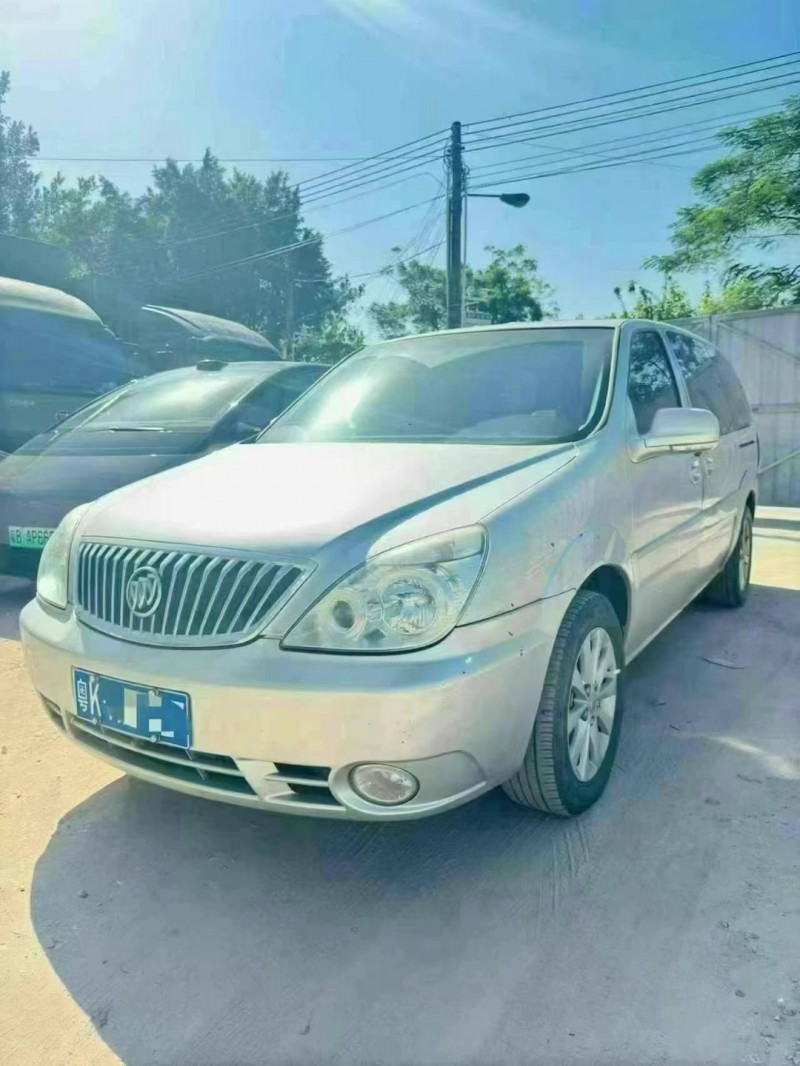 广州12年别克GL83