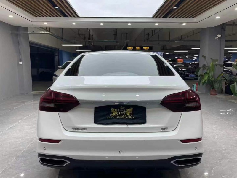 成都22年吉利帝豪9