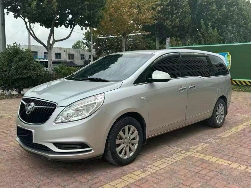 青岛19年别克GL82