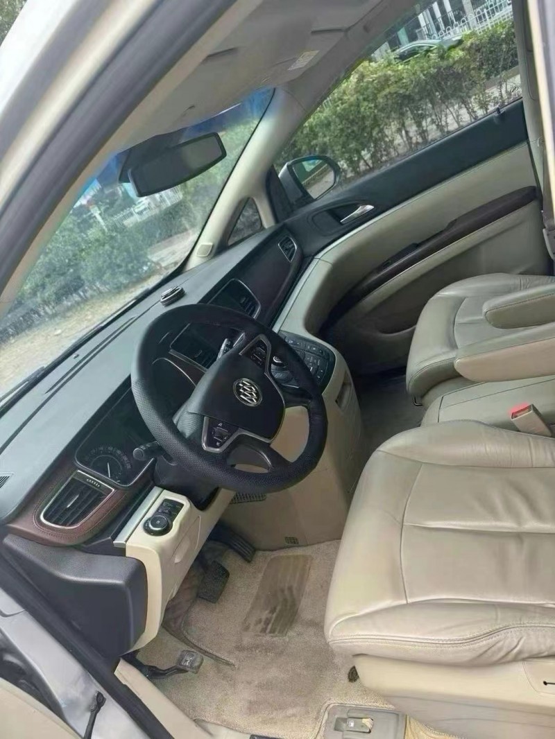 青岛19年别克GL85