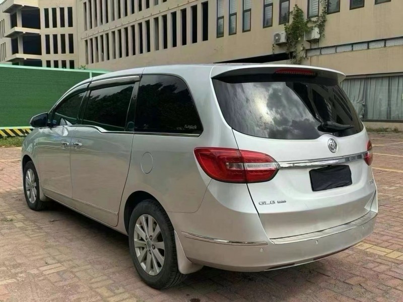 青岛19年别克GL88