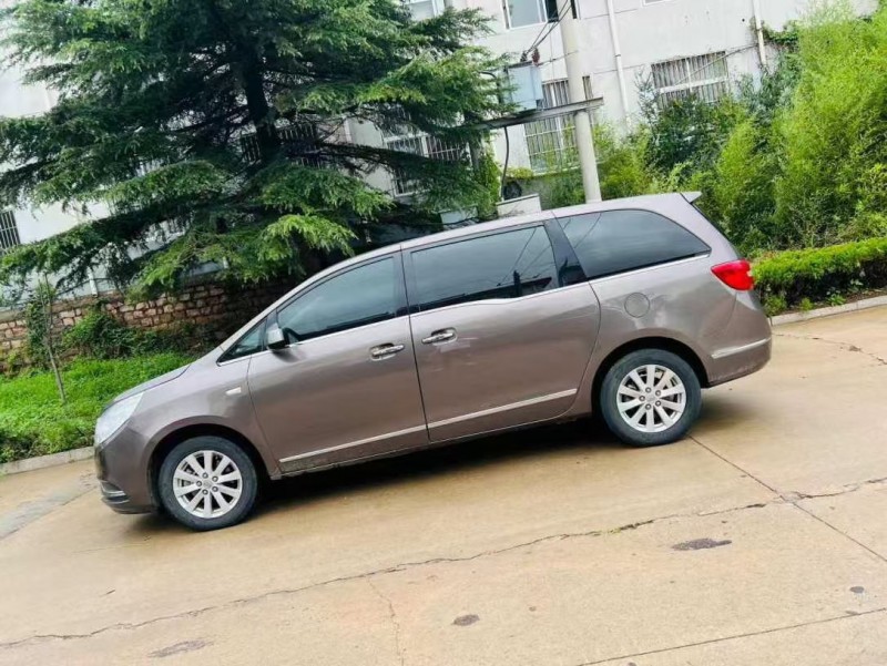 烟台18年别克GL83