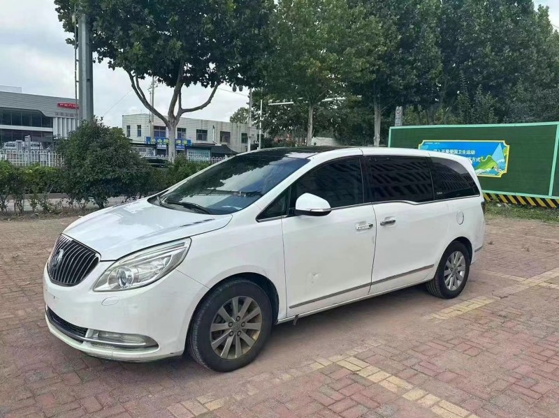 青岛13年别克GL83