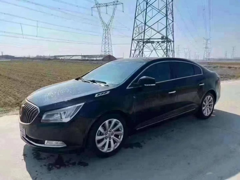 青岛15年别克君越3