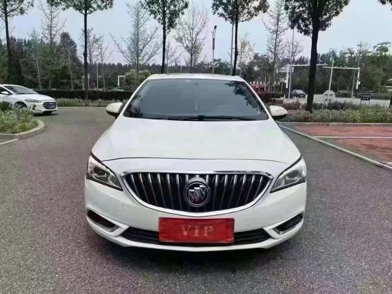 潍坊17年别克威朗1