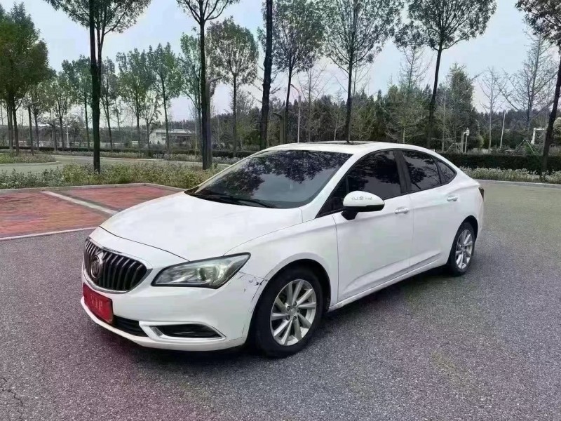 潍坊17年别克威朗2