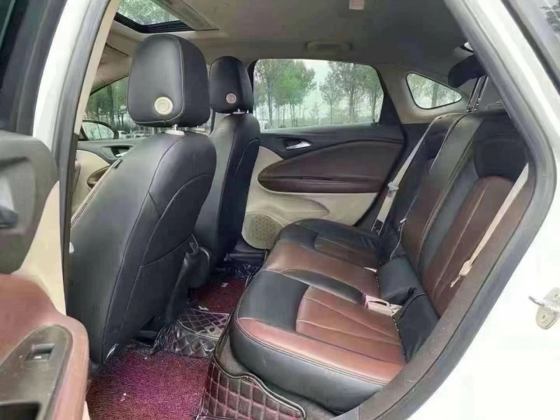 潍坊17年别克威朗6