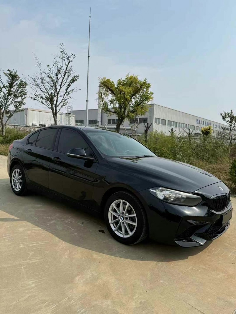 徐州18年宝马1系3