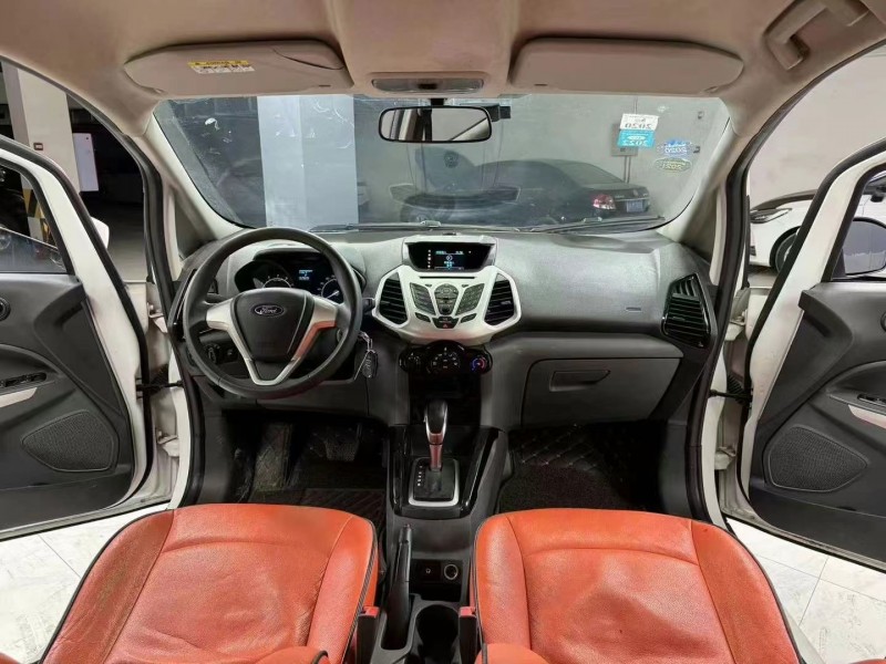 成都16年福特翼搏9