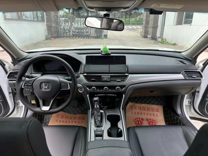 徐州22年本田雅阁5