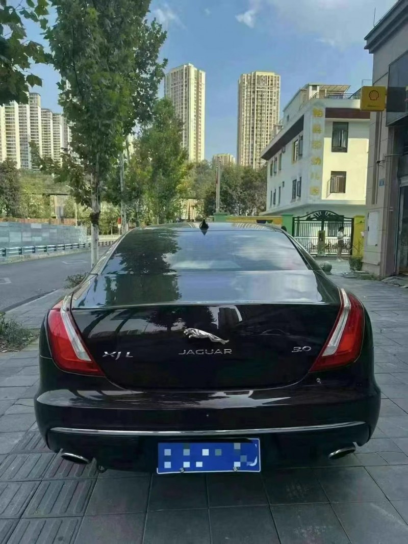 重慶19年捷豹XJL3