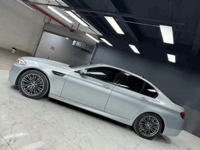 成都14年宝马M56