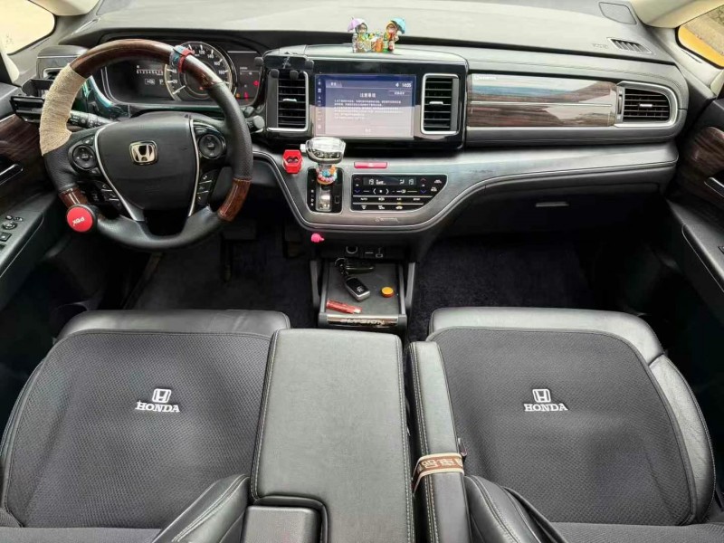 济宁17年本田艾力绅5