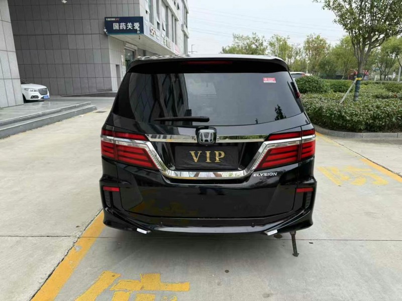 济宁17年本田艾力绅9