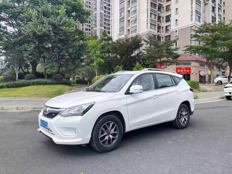 南寧17年比亞迪宋3