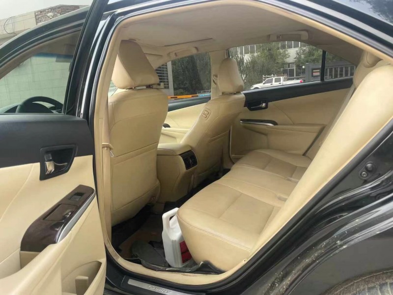 保定17年丰田凯美瑞7