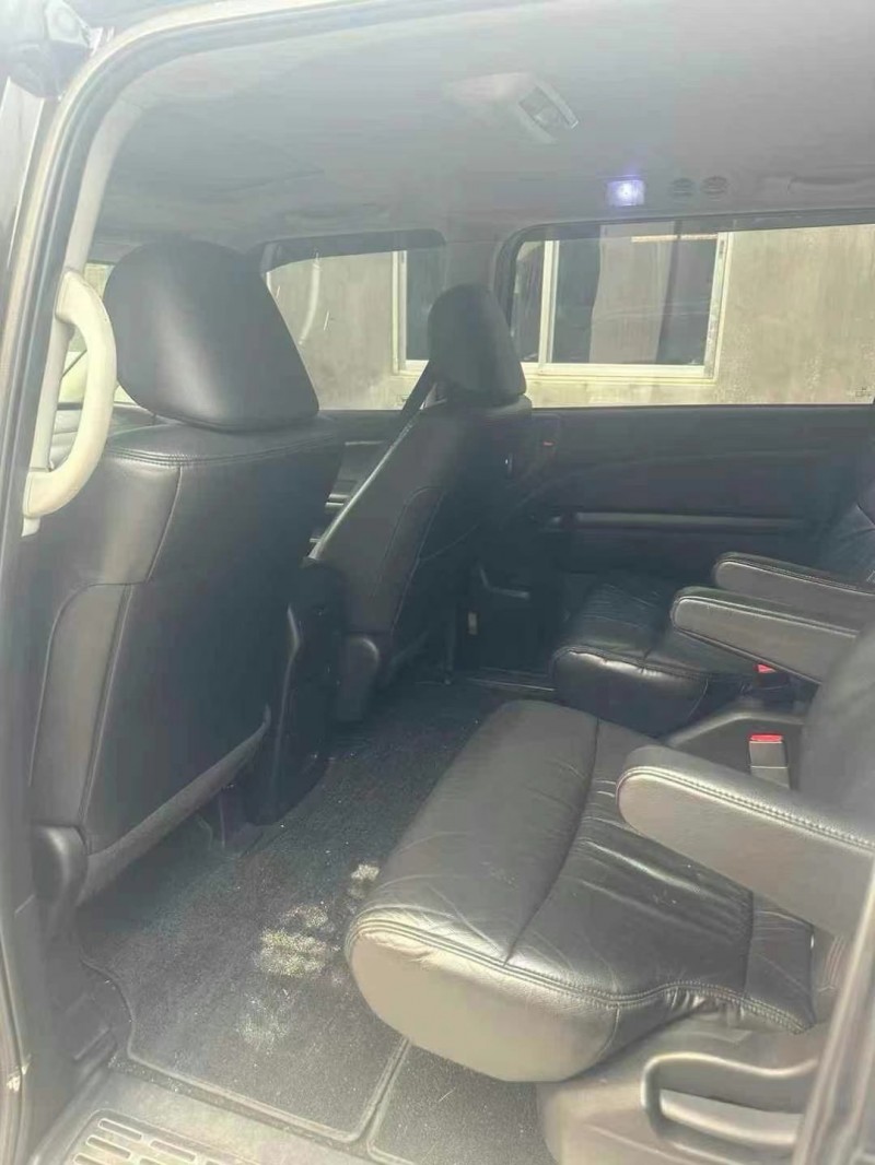 济宁14年本田艾力绅5