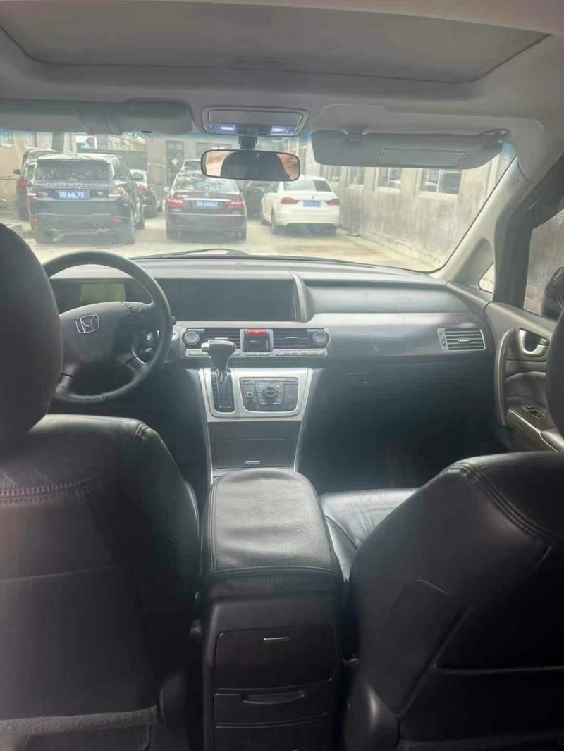 济宁14年本田艾力绅6