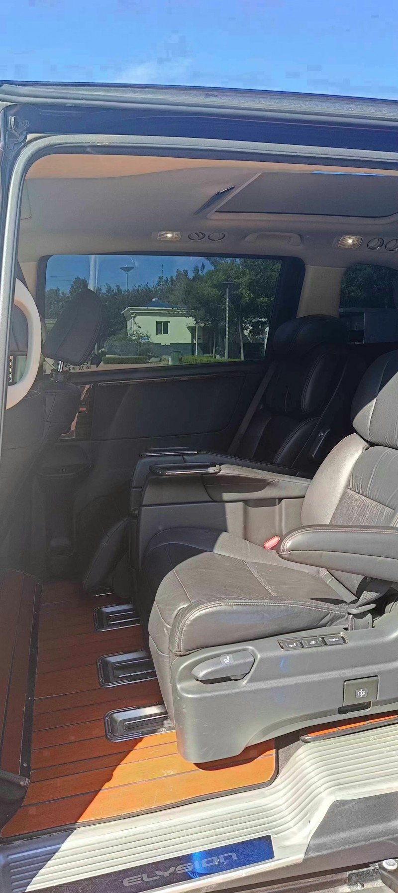 济宁16年本田艾力绅6