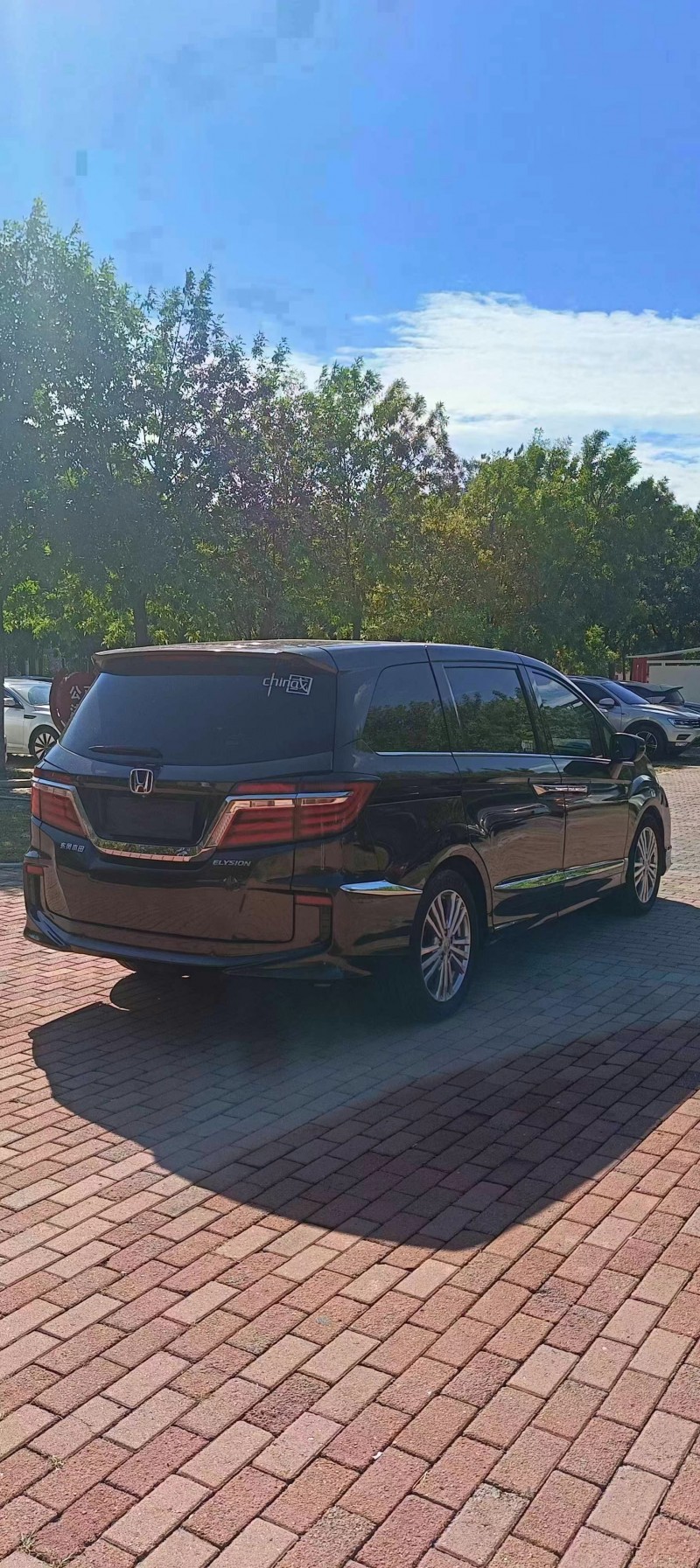 济宁16年本田艾力绅8