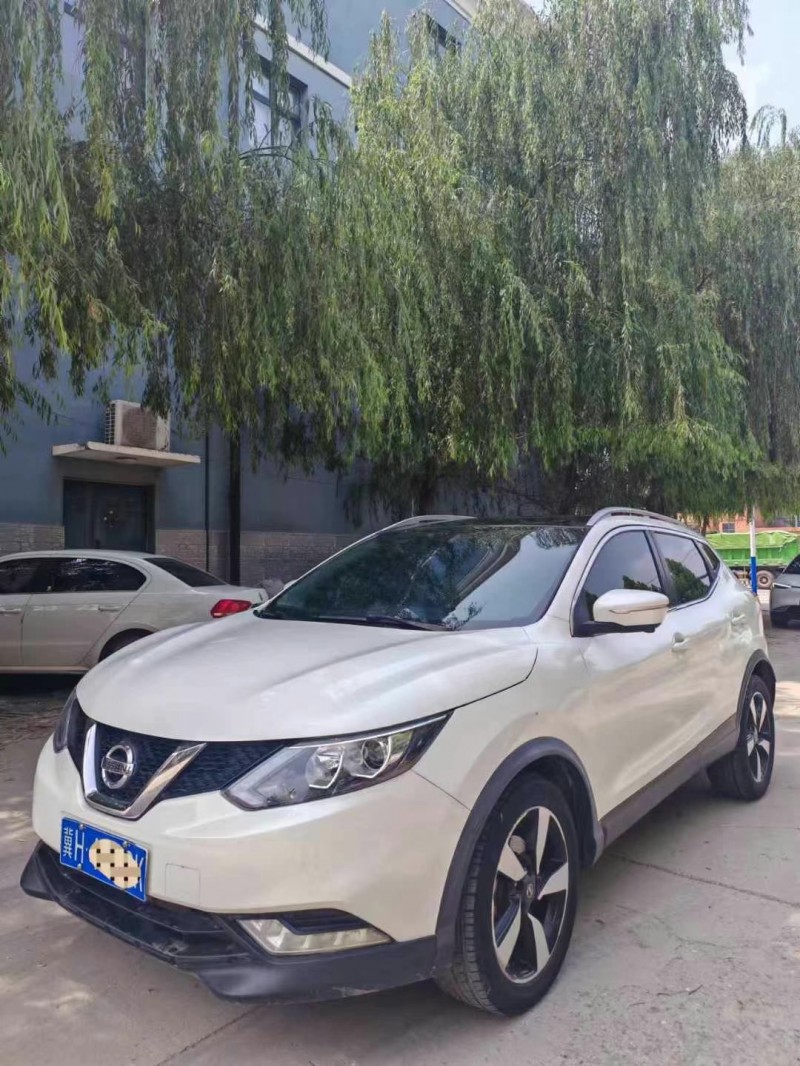 保定16年日产逍客3