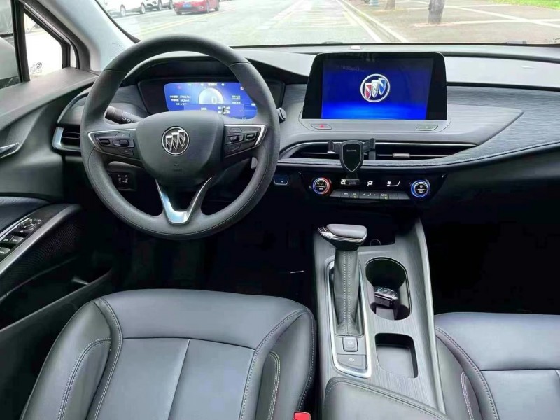 东莞24年别克微蓝7