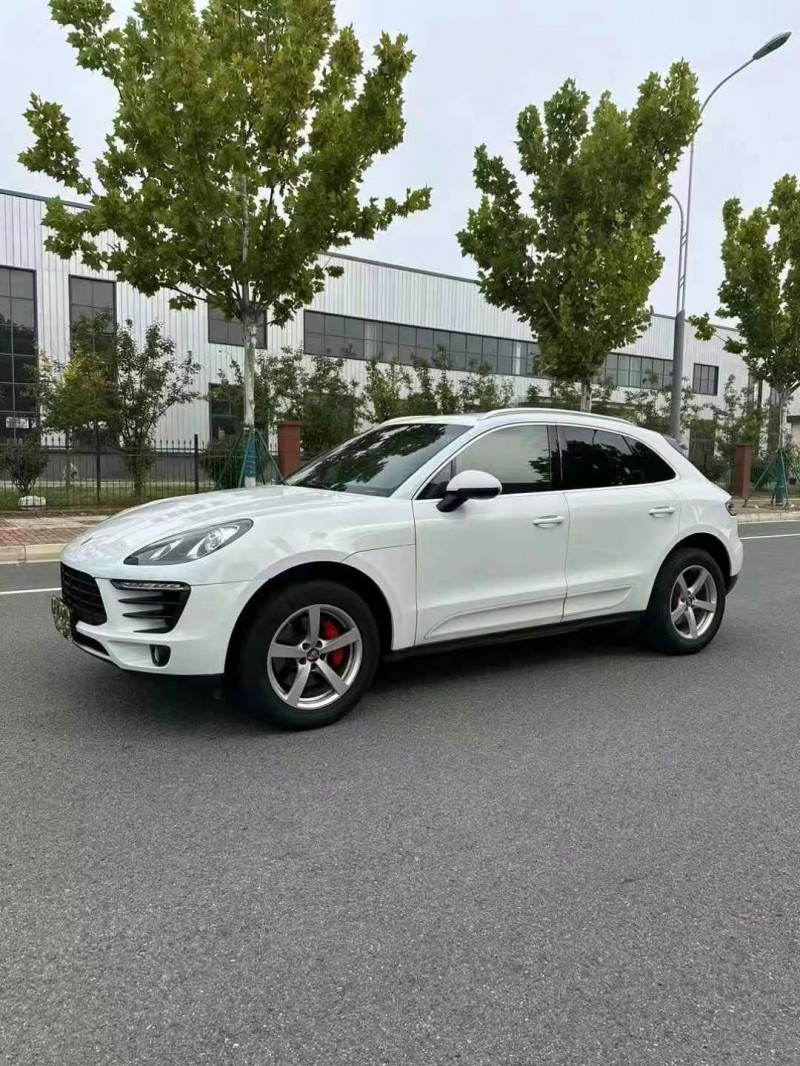 盐城15年保时捷Macan3