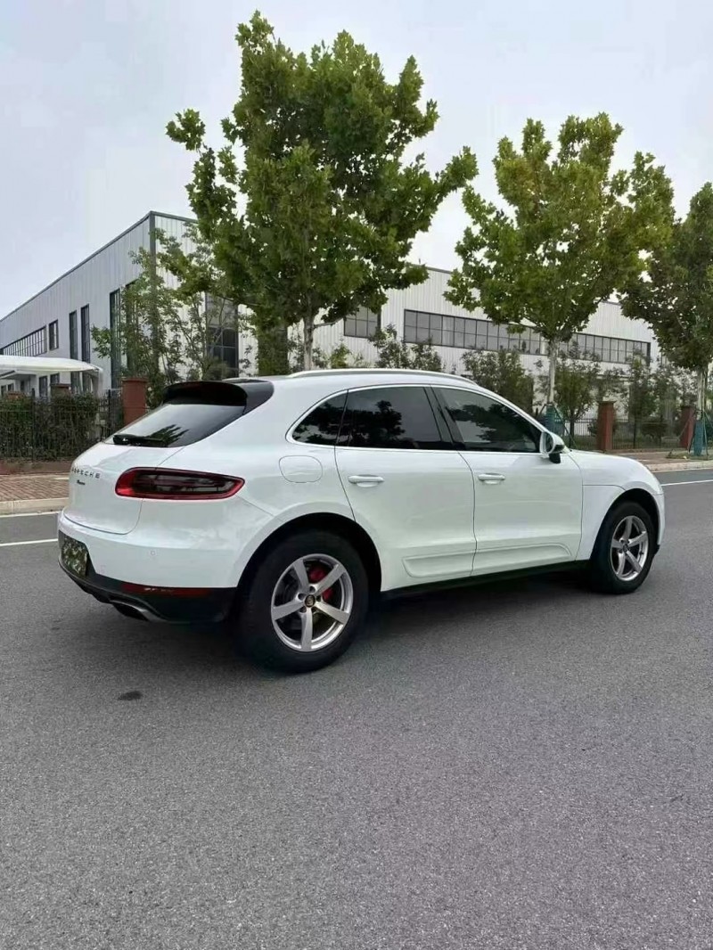 盐城15年保时捷Macan4