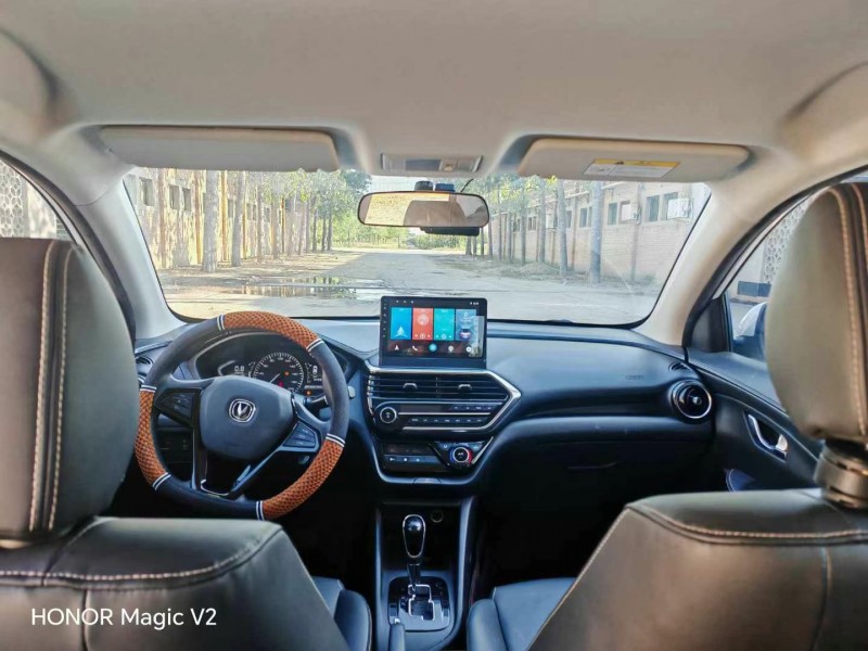 保定20年长安汽车悦翔8