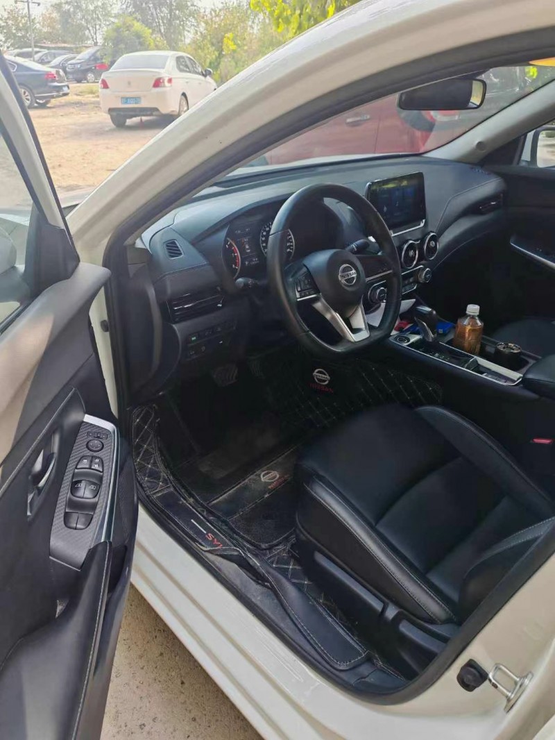 保定23年日产天籁7