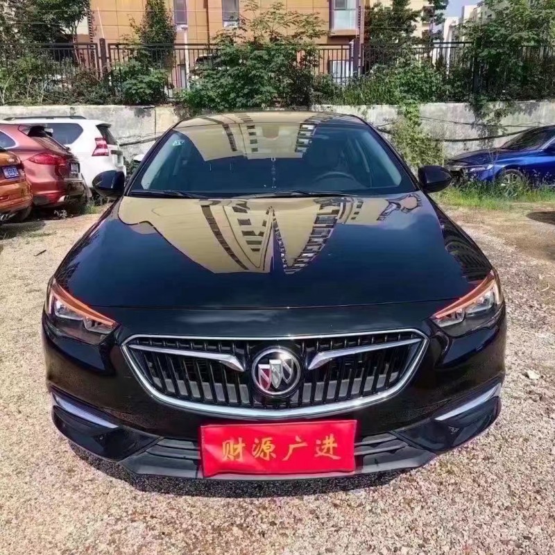 青岛19年别克君威1