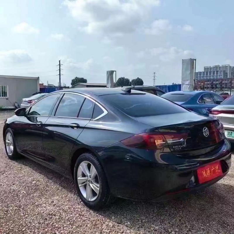 青岛19年别克君威4