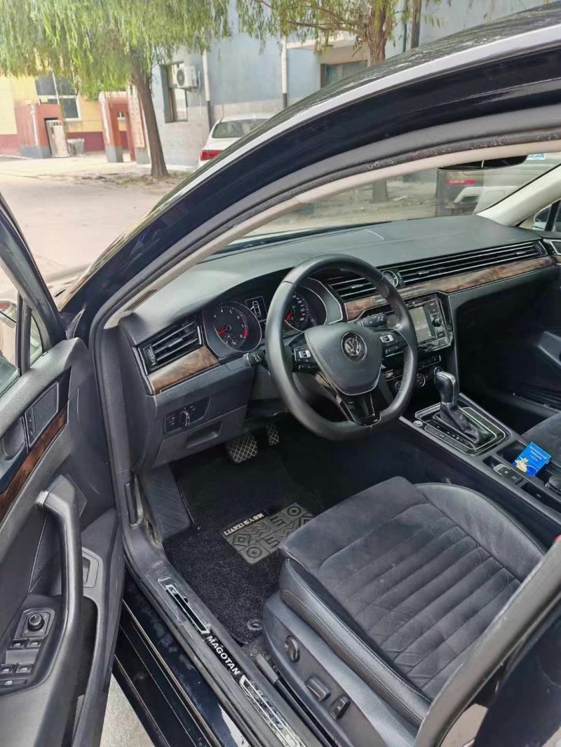 保定18年大众迈腾7