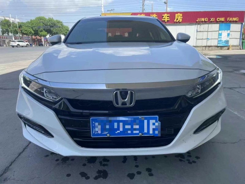 保定19年本田雅阁1