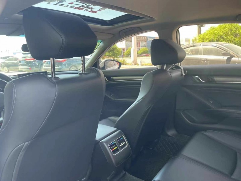 保定19年本田雅阁8