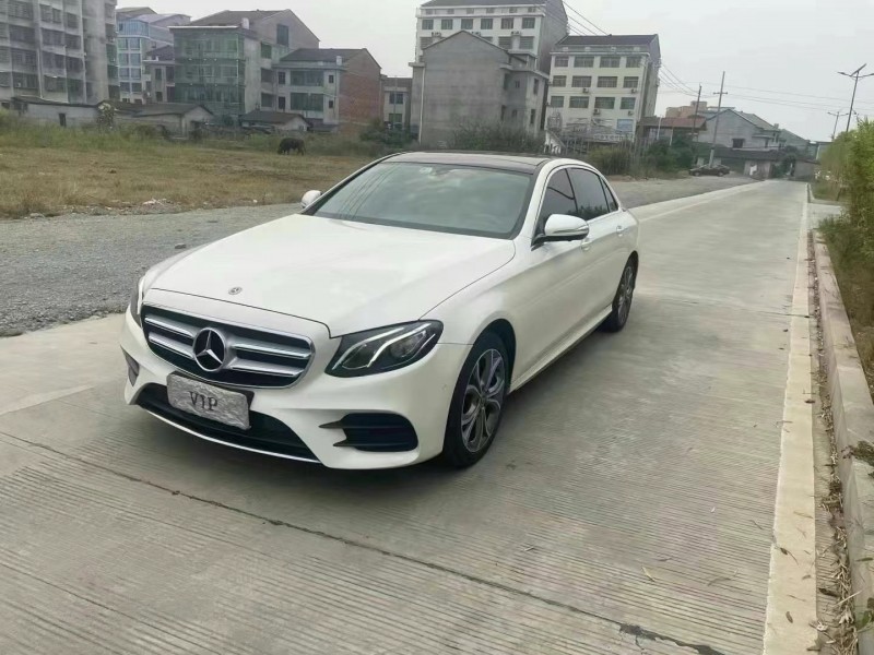 济宁20年奔驰E3