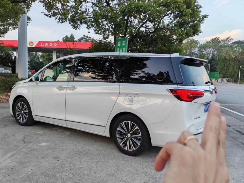 宜春21年别克GL83