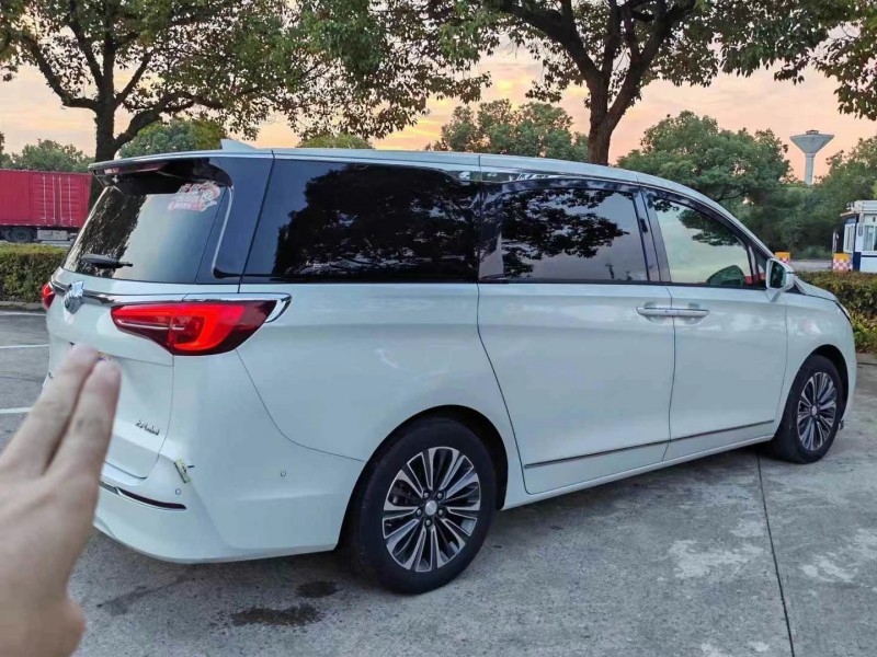 宜春21年别克GL85