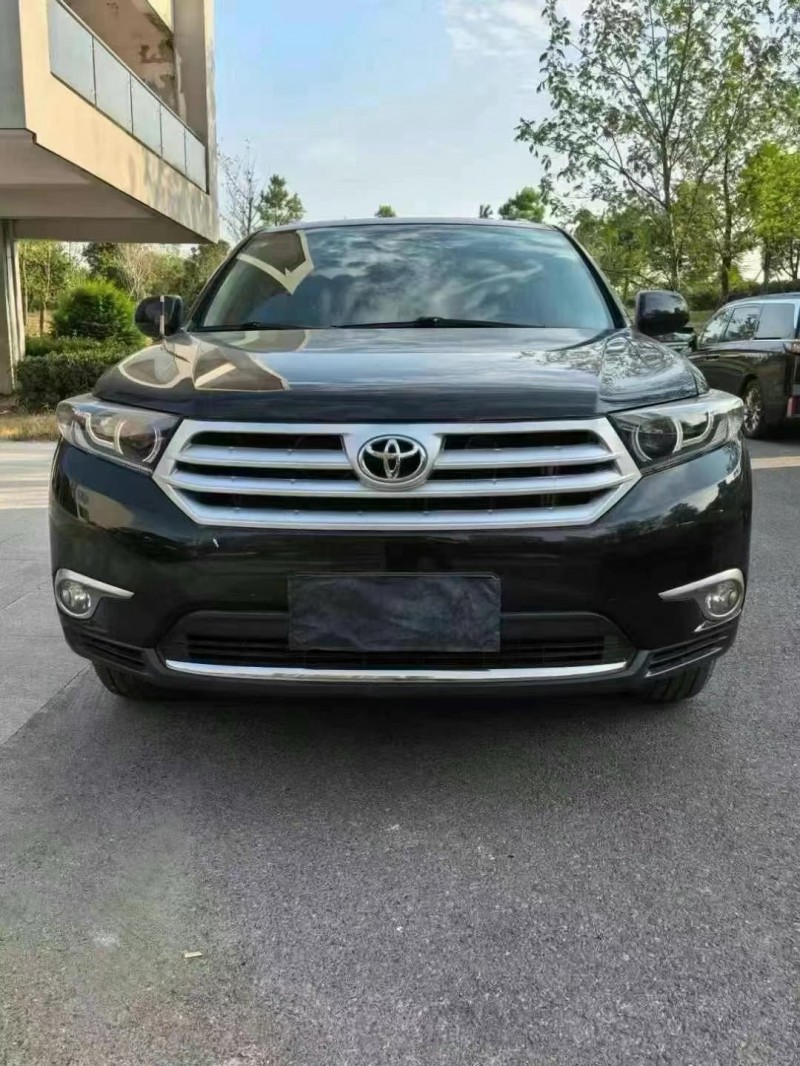 武汉15年丰田汉兰达1