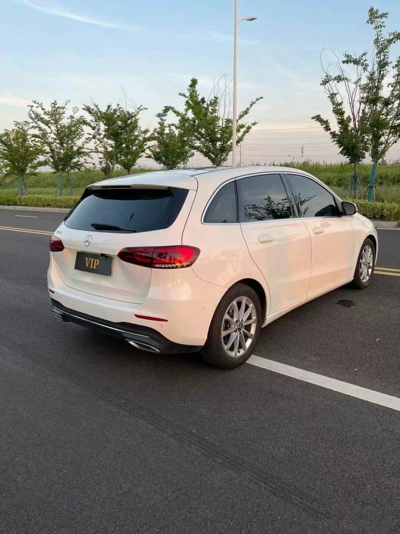 徐州21年奔驰B8