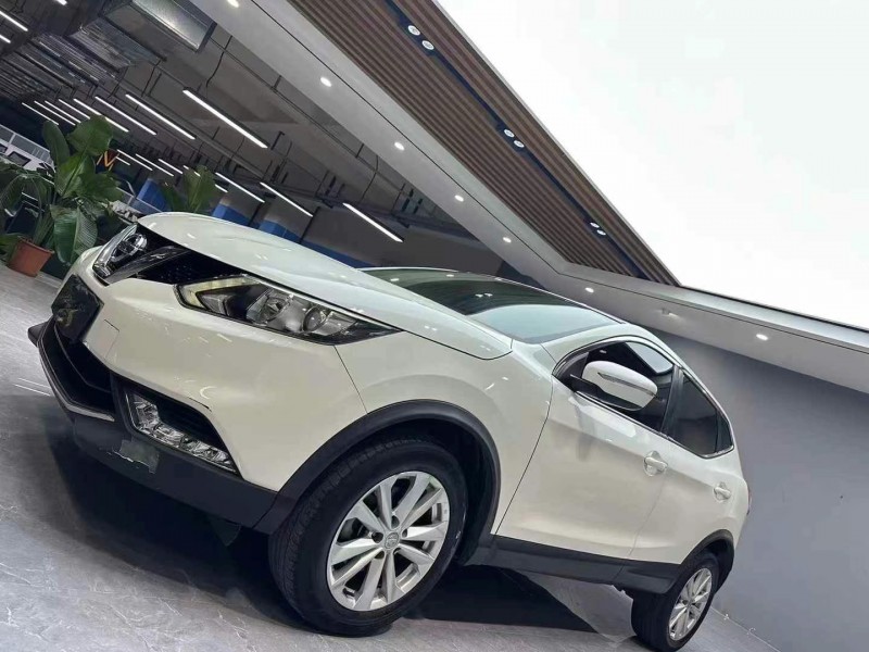 成都17年日产逍客2