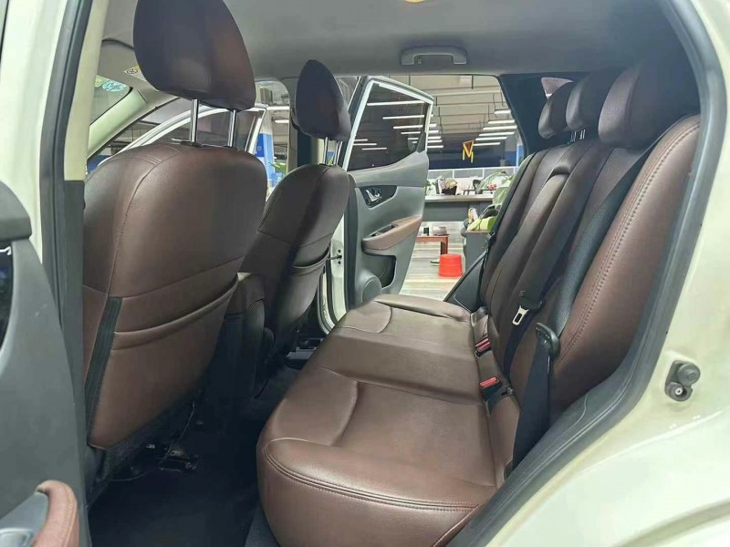 成都17年日产逍客4