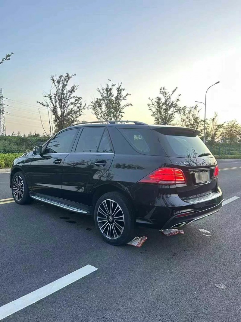 徐州17年奔驰GLE8