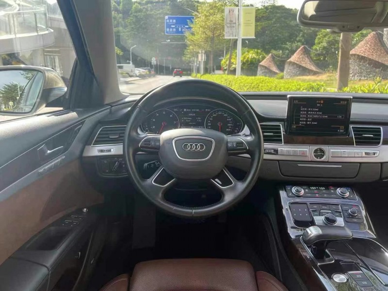 广州14年奥迪A8L4